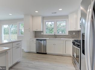 208 Eastspring Rd, Lutherville Timonium, MD 21093