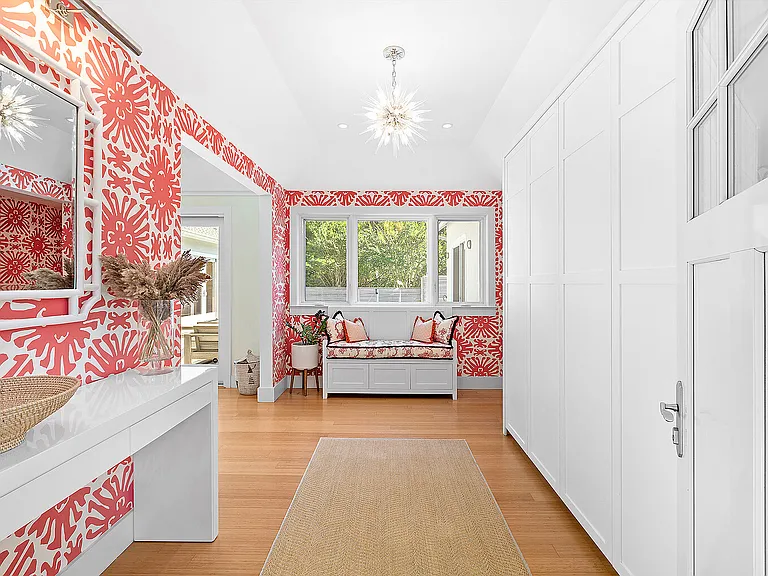 5 Rowman Ct — Photo 3