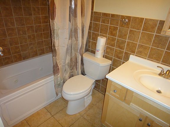 5th image of 2254 N Bissell St