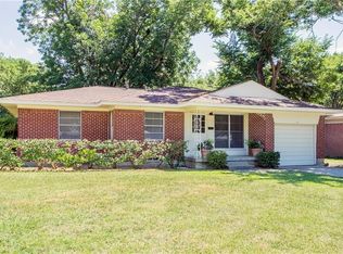 1806 Baxley Dr, Carrollton, TX 75006