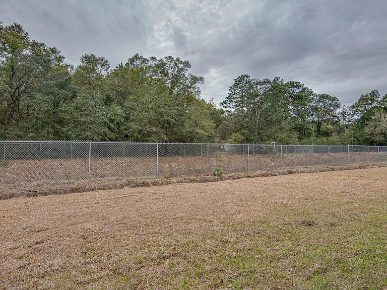 6401 Churchill Cir — Photo 23