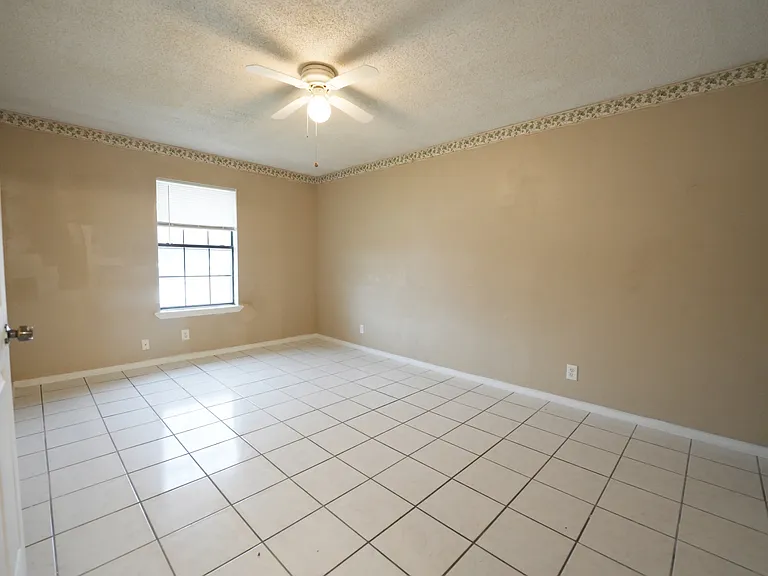 6354 Queens Castle #2 — Photo 8
