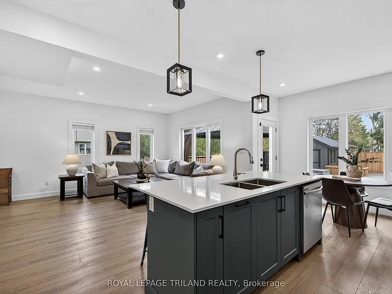 51253 Ashton St — Photo 13