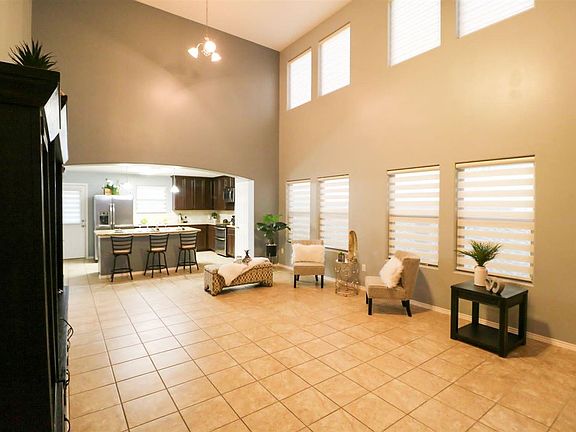 4th image of 11324 Sierra Gorda Dr