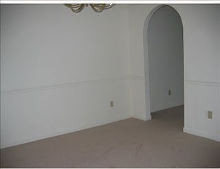 5th image of 138 Stratford Ct