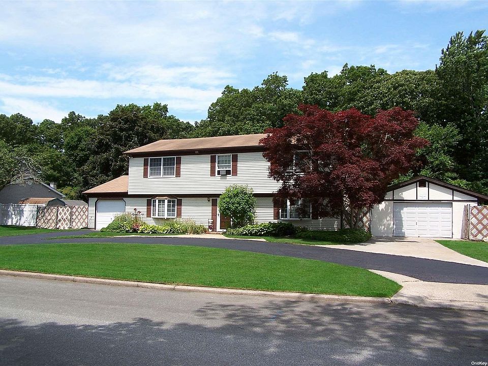 1st image of 27 Millbury Lane