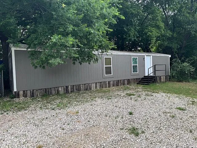 501 W Ryan Rd — Photo 20