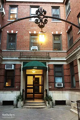 Rented by Sotheby's International Realty | media 24