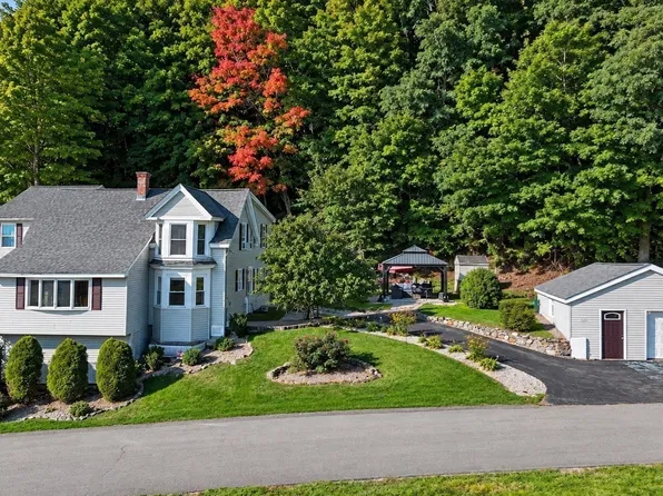 50 Linwood St, Haverhill, MA 01830