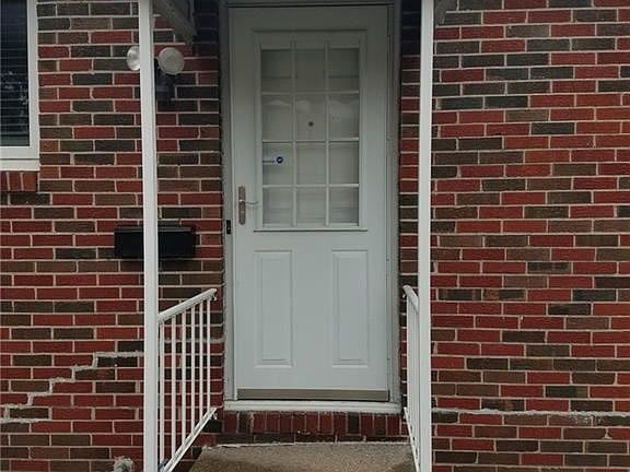 2nd image of 70 Delmar Ave