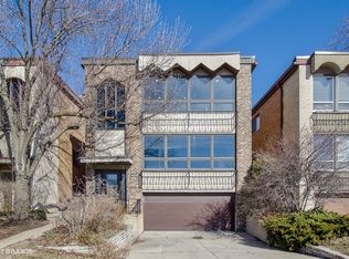 4838 Old Orchard Rd #101, Skokie, IL 60077