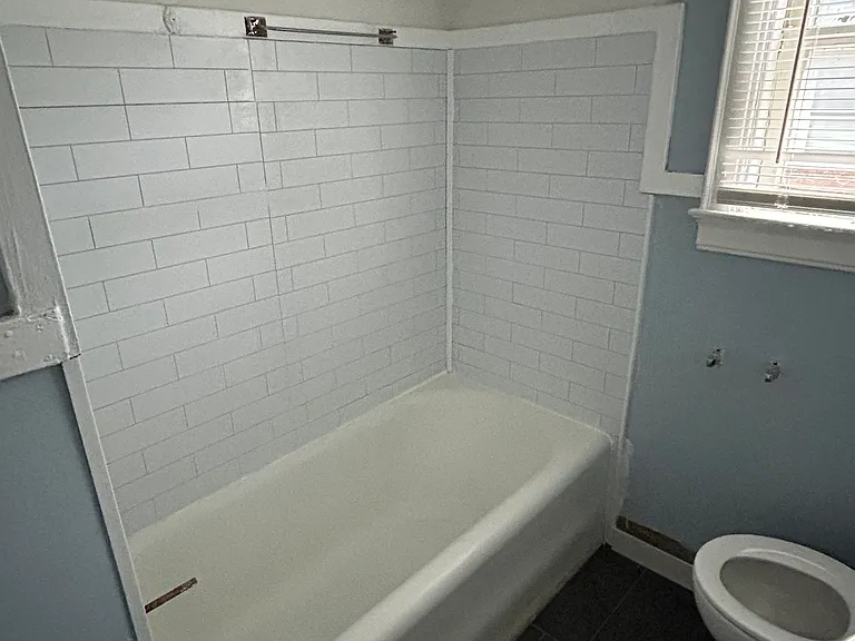 352 Belmont St NW — Photo 8