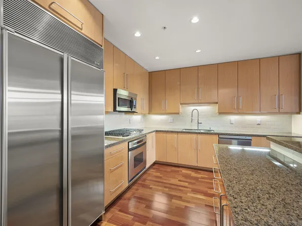 700 W Harbor Dr Unit 103, San Diego, CA 92101