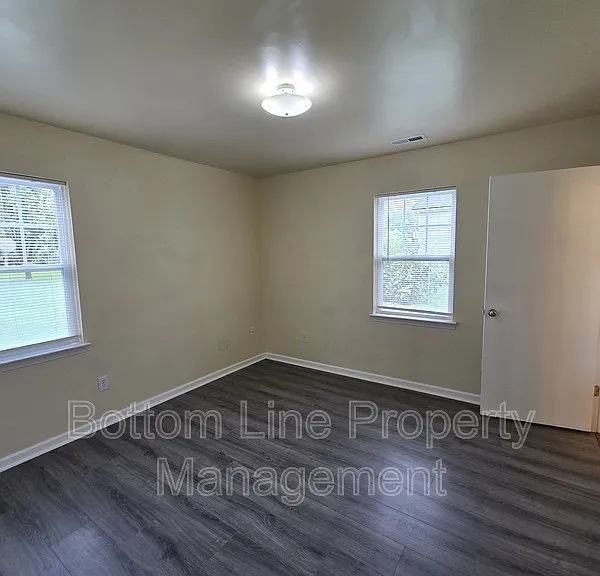 5326 Eaton Cir — Photo 14