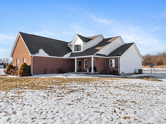 5th image of 4280 McDowell Rd