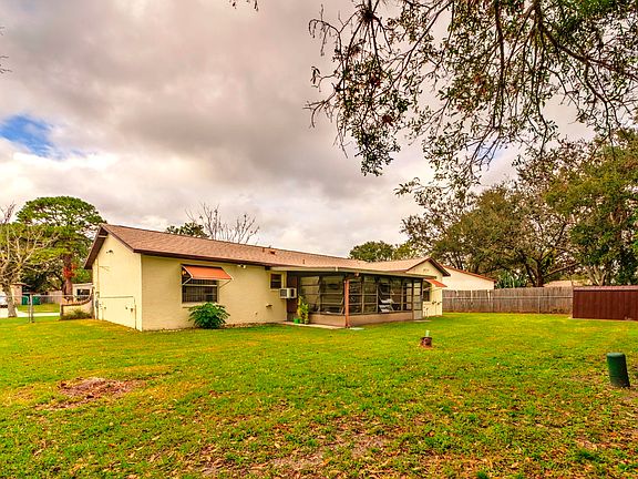 Large fenced back yard