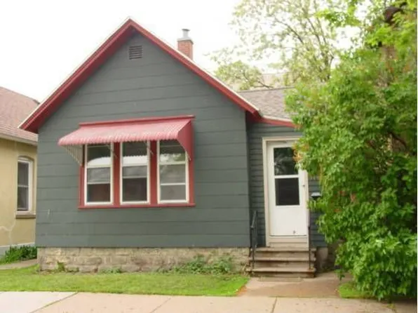 572 W 4th St, Winona, MN 55987