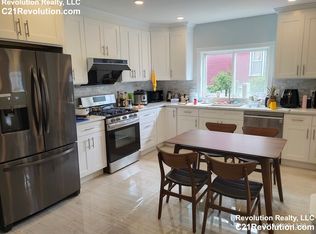 24 Fiske St #1, Waltham, MA 02451