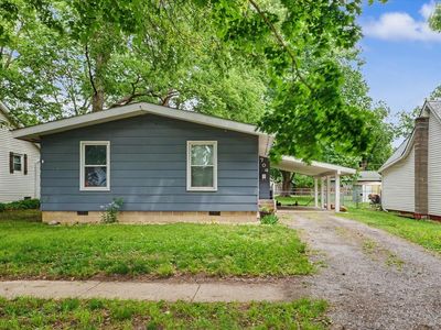 704 E Lincoln St, Monticello, IL, 61856