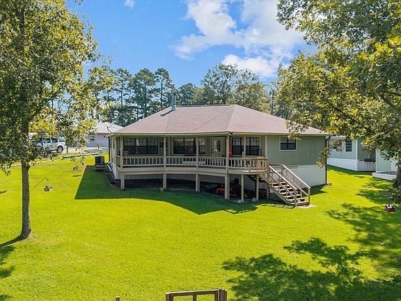 2nd image of 207 Fishers Point