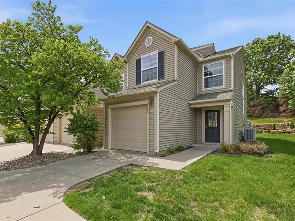 5538 N Fairmount Ave, Kansas City, MO 64118