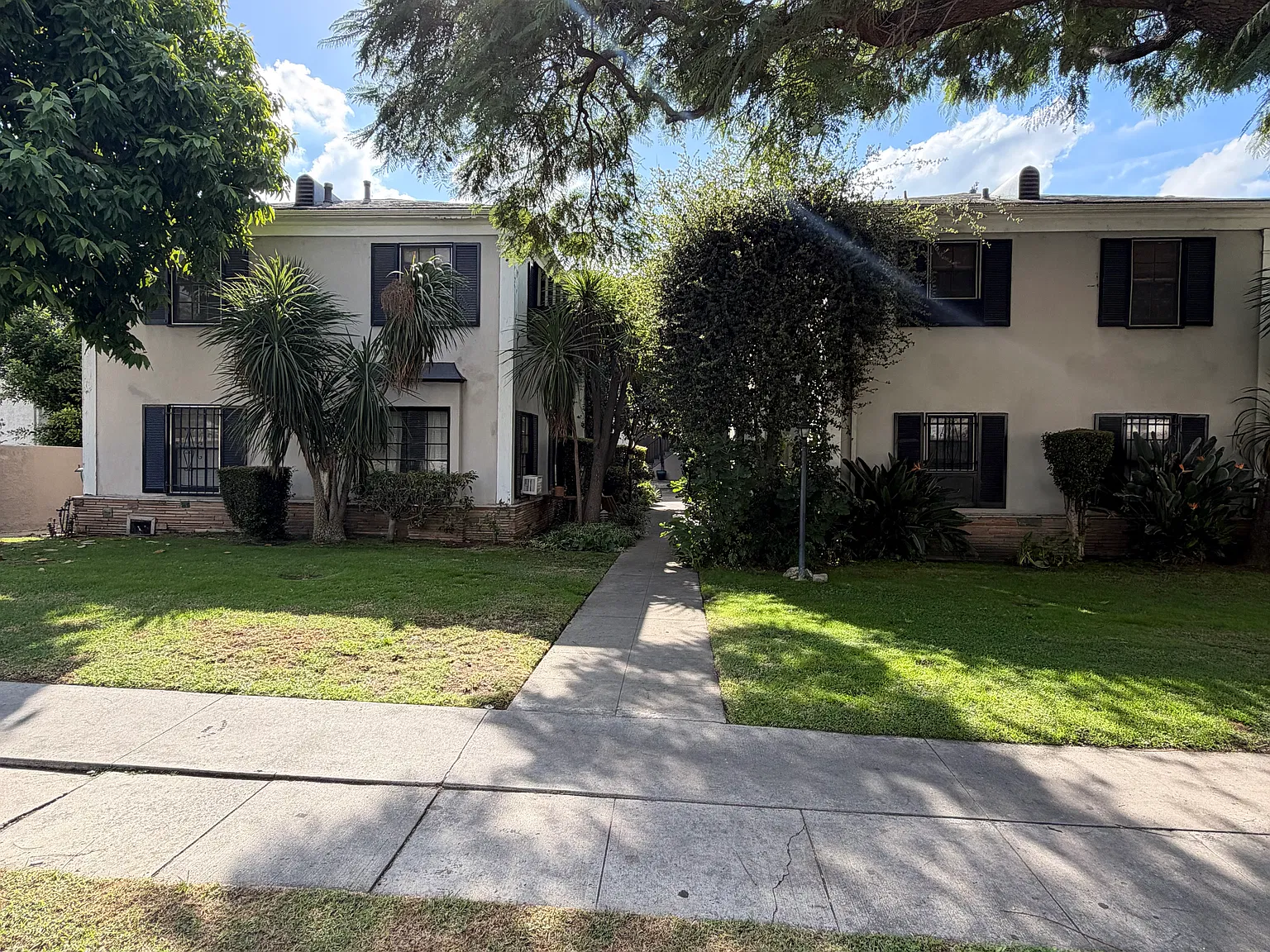 1 bed, 650 sqft, $2,200 — Photo 1