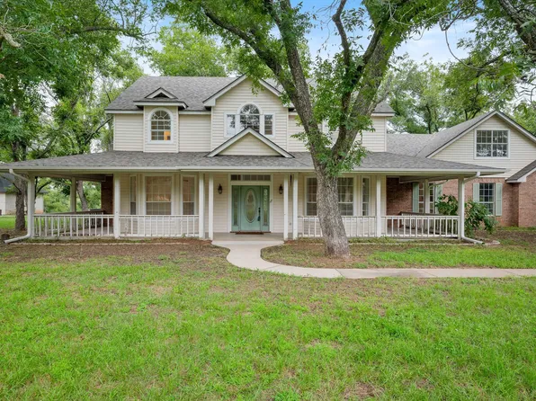 8208 Ravenswood Rd, Granbury, TX 76049