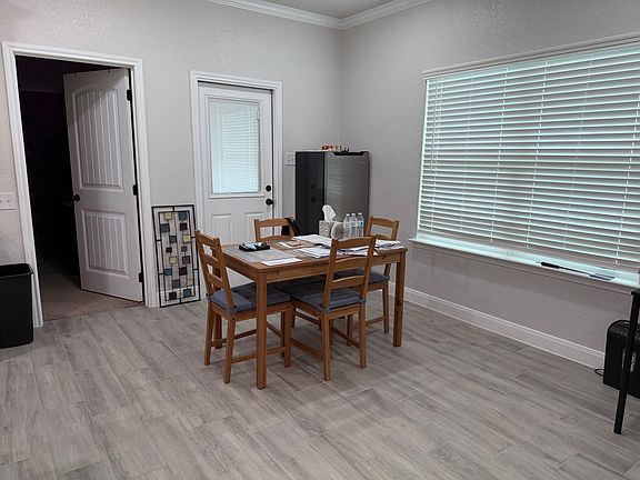 4th image of 1619 Sideoats Ln