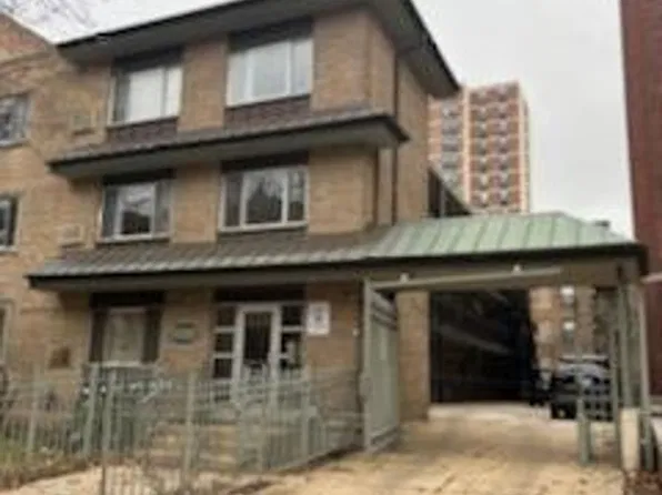 528 W. Wellington, 528 W Wellington Ave APT 105, Chicago, IL 60657