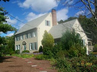 6 Frederick Ln, Cumberland, RI 02864