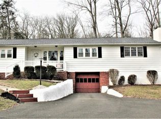 104 Bavington Rd, Perkiomenville, PA 18074