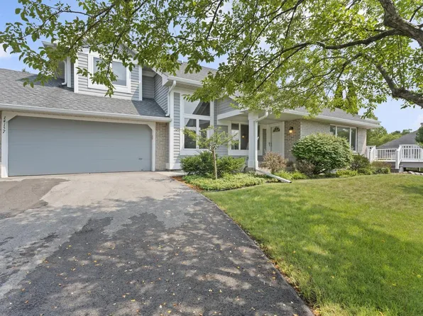 14157 W Waters Edge TRAIL, New Berlin, WI 53151