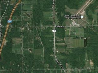 23501 72nd St, South Haven, MI 49090