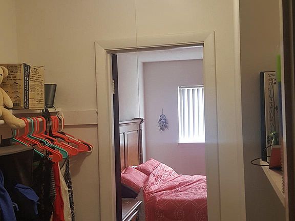 5th image of 702 SW 16th Ave APT 214