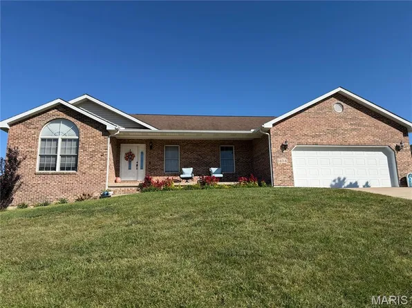 1404 Vantage Dr, Cape Girardeau, MO 63701