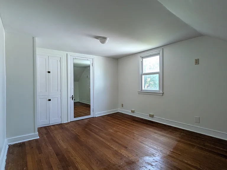 180 S Edwards Ave — Photo 6