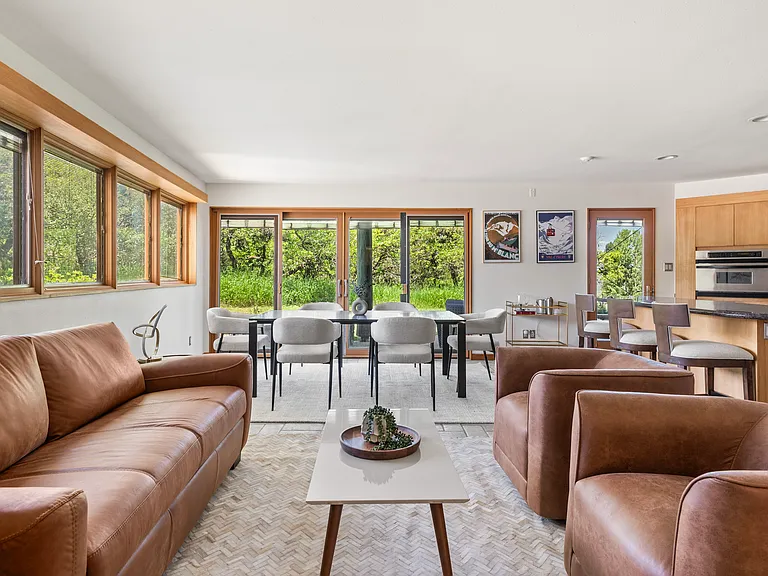 623 Johnson Dr — Photo 27