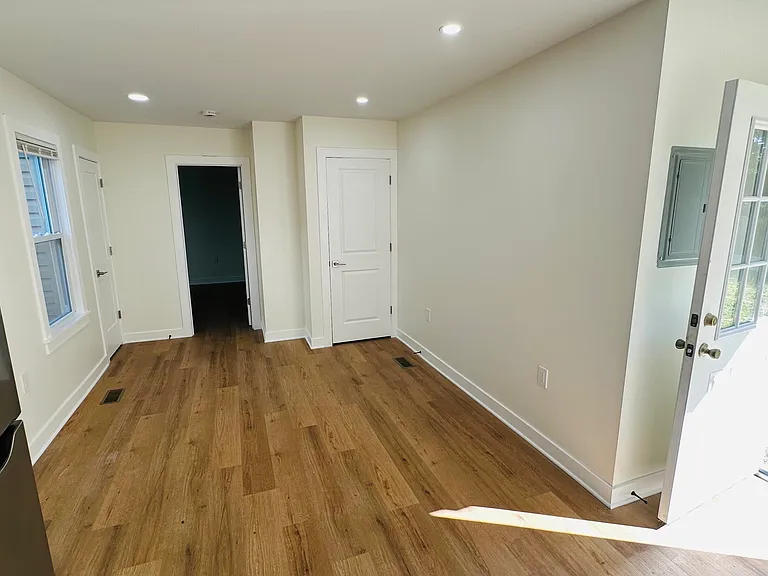 70 E Cleveland Ave — Photo 6