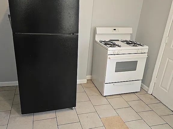 1st image of 25 Princeton St #1RA
