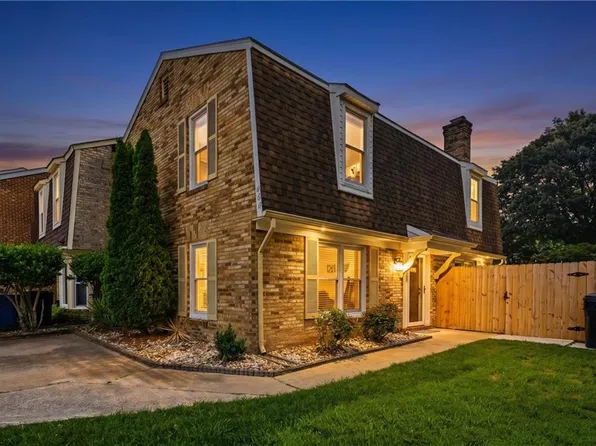 406 Cadbury Cir, Virginia Beach, VA 23454