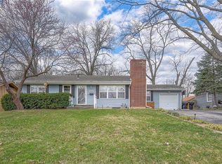 1404 S Franklin Dr, Independence, MO 64052