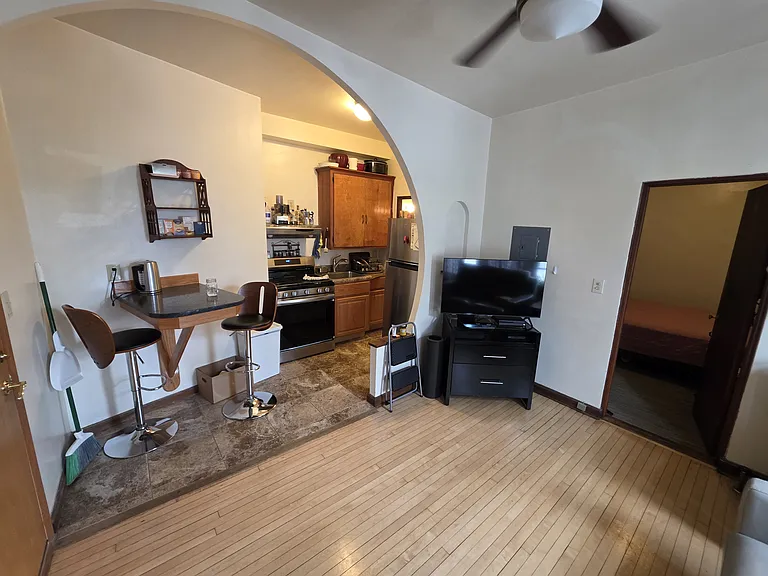2507 N Humboldt Blvd #5 — Photo 3