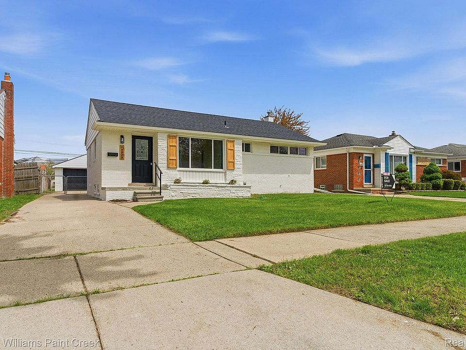 1st image of 19809 Shady Lane Ave