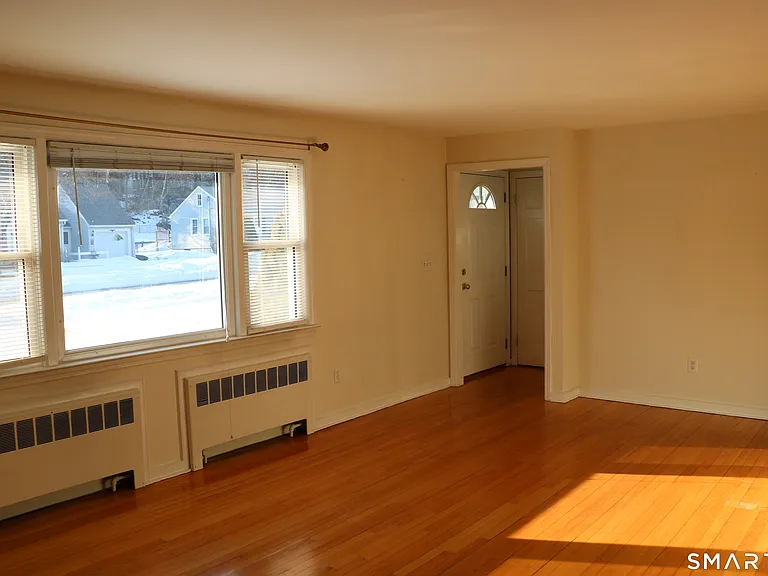 69 Rentell Rd — Photo 9