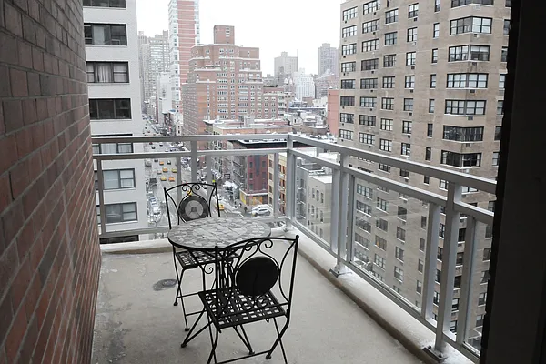 Sold by Owner | media 21