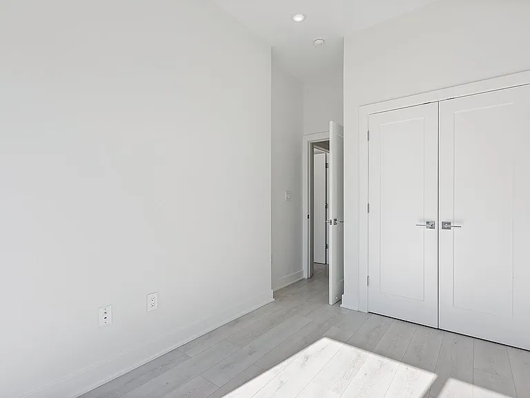 1202 Longfellow St NW #5 — Photo 12