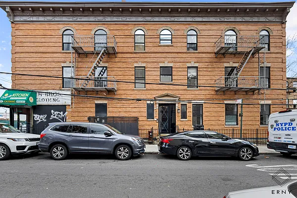 Rented by ERNY LLC | media 35