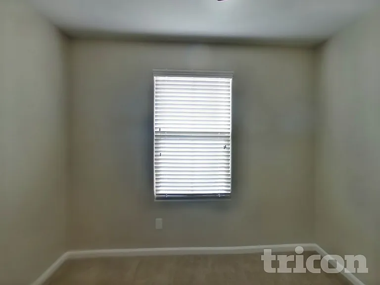 12575 W Hummingbird Ter — Photo 12