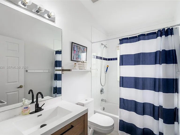 14275 NW 18th Pl — Photo 20