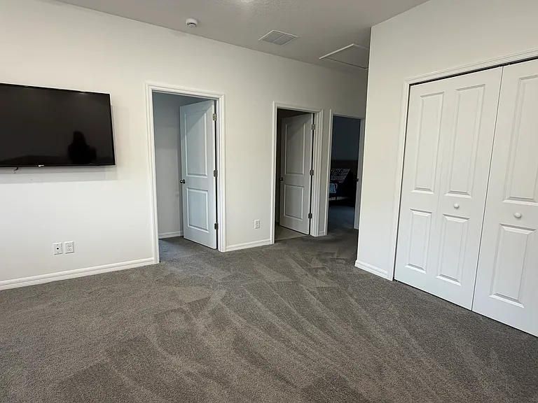 Upstairs Bonus Room